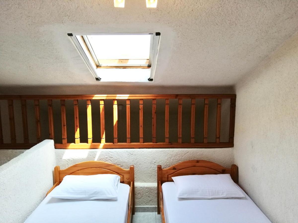 Stella'S Maisonette Siviri Luaran gambar